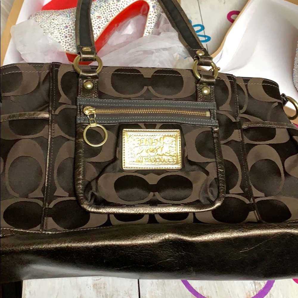 Coach shoulder bag
